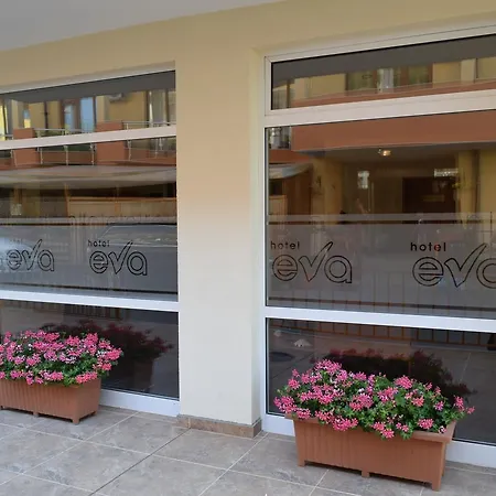 Eva Hotel 2*