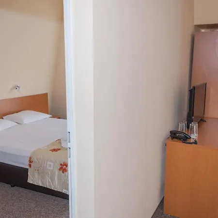 Eva Hotel