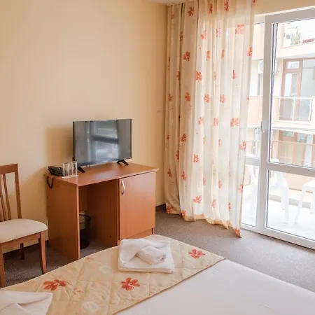 Hotel Eva 2*