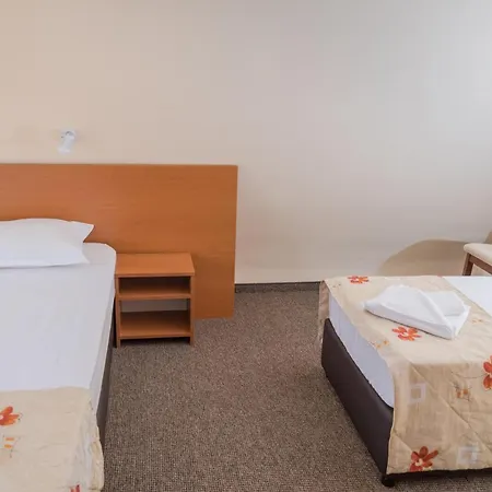 Hotel Eva Ravda