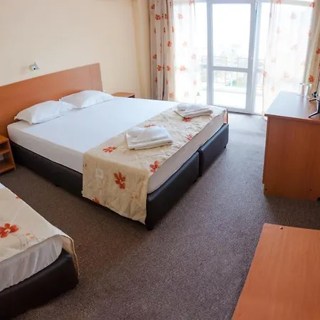 Hotel Eva 2*
